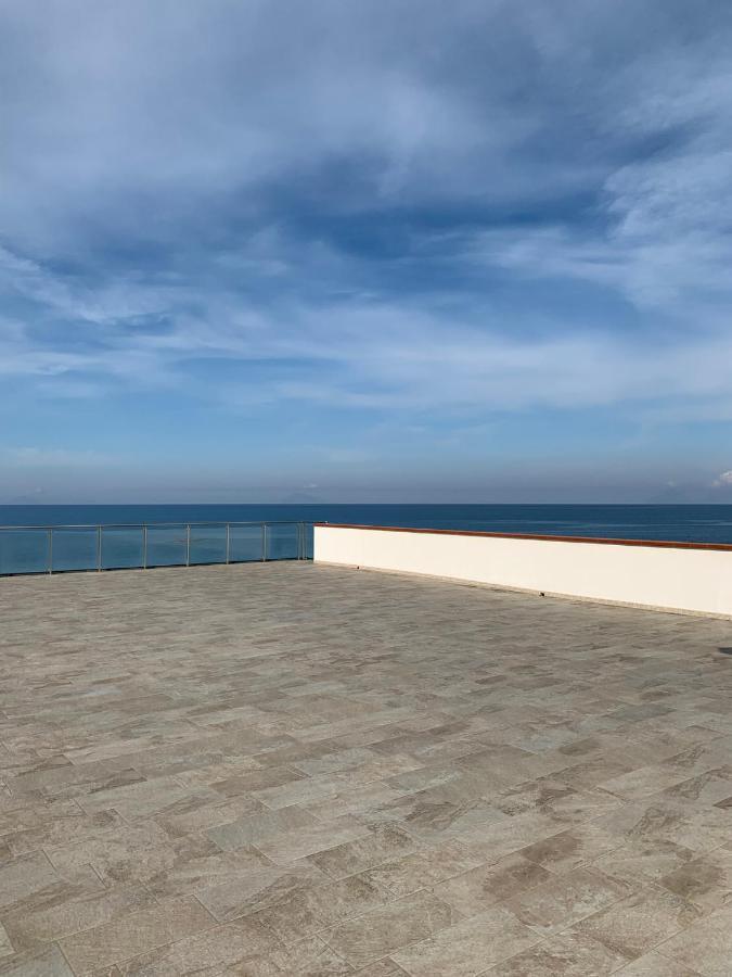 La Porta Delle Eolie Apartment Capo d'Orlando Bagian luar foto